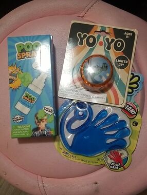 Novelty Play Toy Bundle - Yo-Yo Light-Up Toy & Blue Sticky Hand & Poo Spray